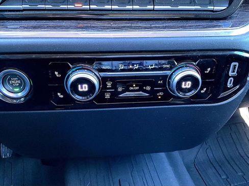 Used 2024 GMC Sierra 1500 Elevation image 34