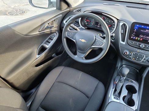 Used 2024 Chevrolet Malibu LT image 14