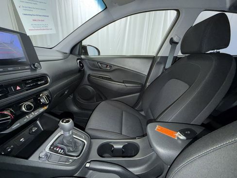 Used 2023 Hyundai Kona SEL image 5
