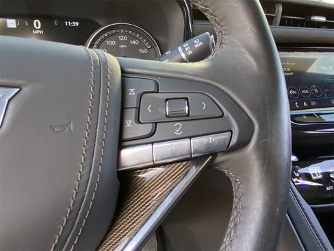 Certified 2025 Cadillac XT6 Premium Luxury w/ Platinum Package image 23