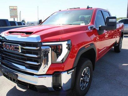 New 2025 GMC Sierra 2500 SLE w/ SLE Convenience Package