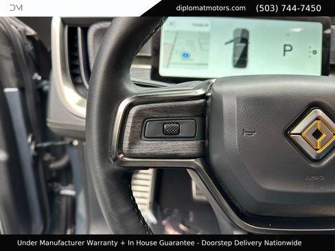 Used 2023 Rivian R1S Adventure image 31