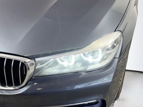 Used 2017 BMW 740e xDrive AWD/4WD image 12