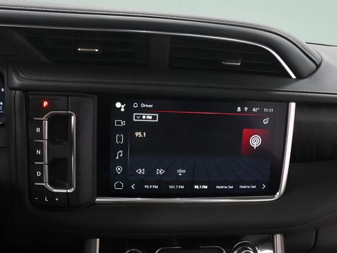Used 2024 GMC Yukon XL Denali w/ Max Trailering Package AWD/4WD image 11