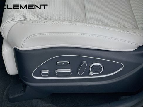 Certified 2026 Hyundai Palisade Calligraphy FWD image 30