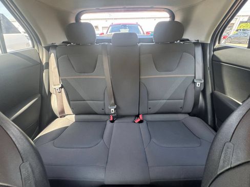 Used 2026 Kia Niro LX FWD image 36