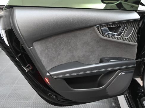 Used 2016 Audi RS 7 Prestige w/ Driver Assistance Package AWD/4WD image 38
