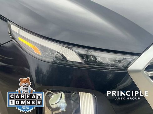 Used 2021 Hyundai Palisade Limited w/ Cargo Package FWD image 9