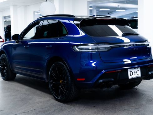 Used 2023 Porsche Macan GTS AWD/4WD image 4