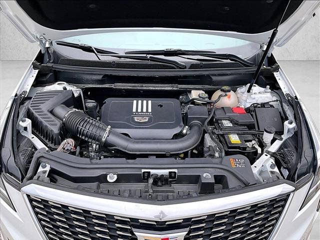 Used 2025 Cadillac XT5 Luxury FWD image 11