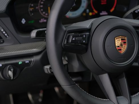 Used 2026 Porsche 911 GT3 RWD image 39