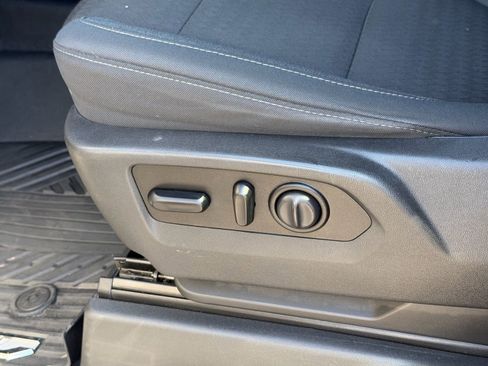 Used 2020 Chevrolet Silverado 1500 LT Trail Boss w/ Convenience Package image 19