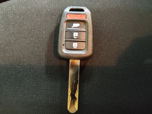 Used 2017 Honda Civic LX image 32