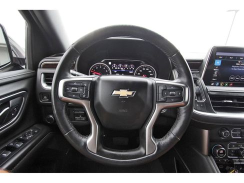 Used 2021 Chevrolet Tahoe Premier w/ Premium Package image 15
