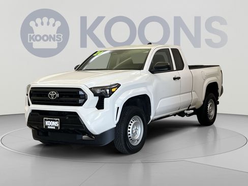 Used 2024 Toyota Tacoma SR RWD image 1
