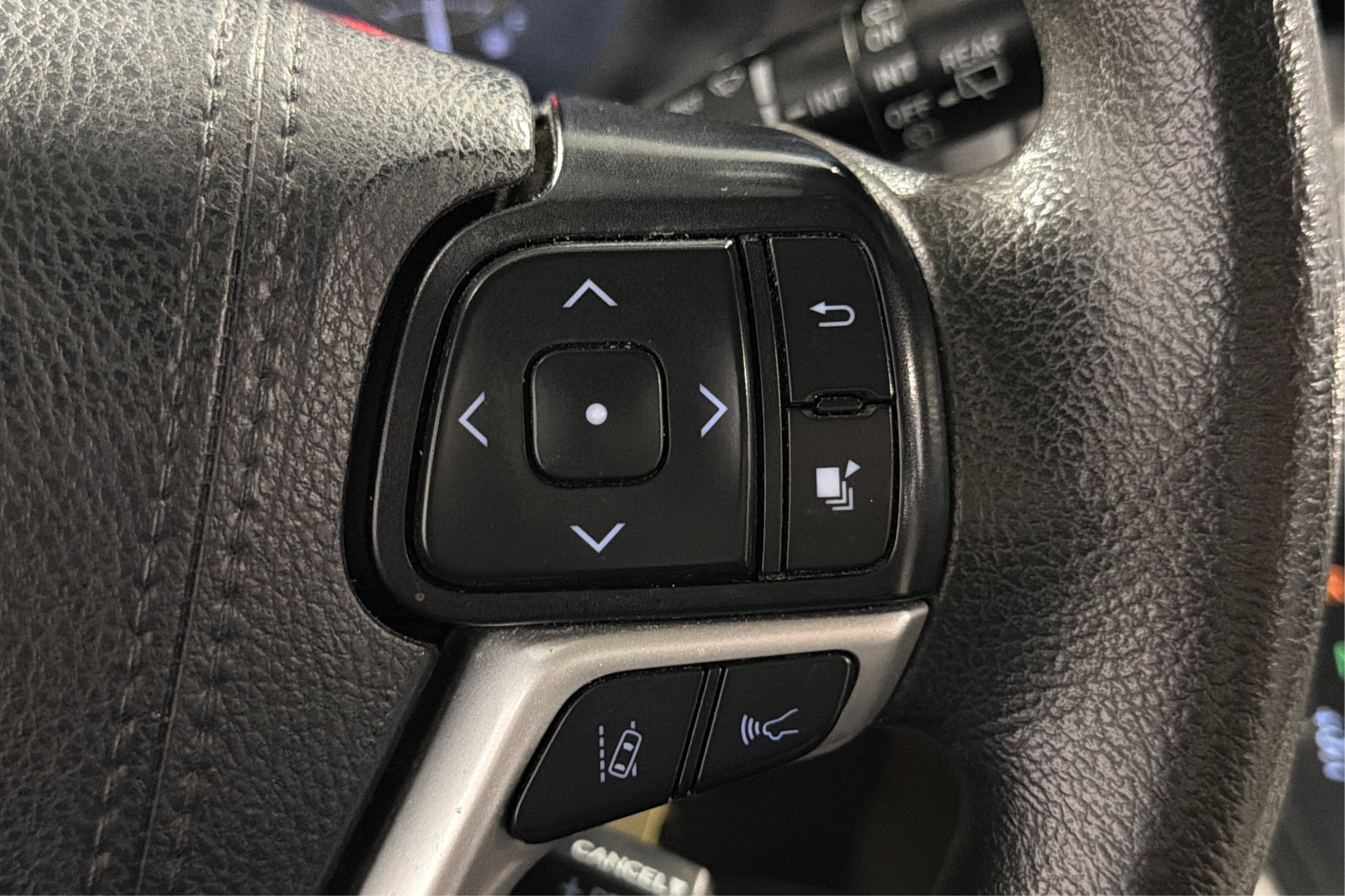Used 2019 Toyota Sienna LE FWD image 23