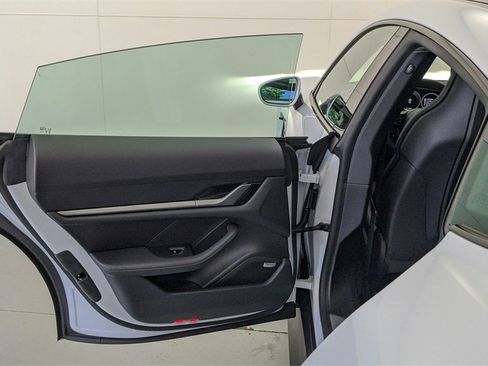 Certified 2025 Porsche Taycan 4S image 79