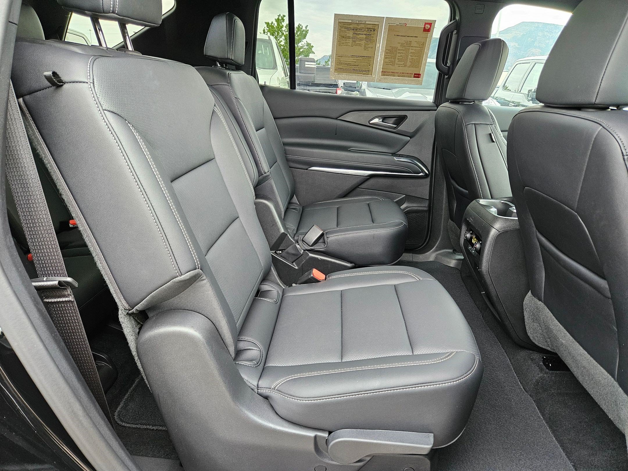 Used 2026 Chevrolet Traverse LT AWD/4WD image 30