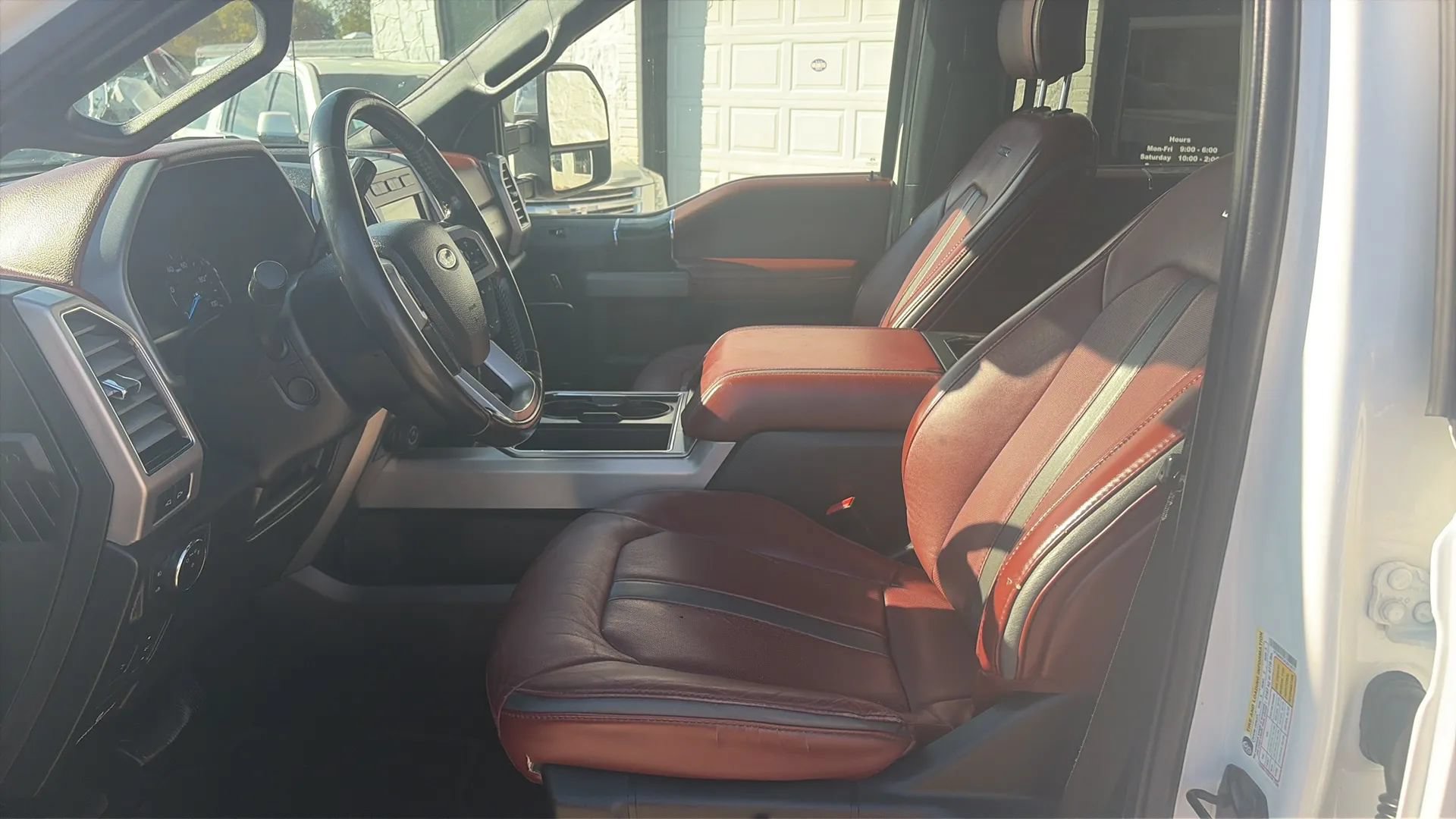 Used 2020 Ford F450 Platinum w/ FX4 Off-Road Package AWD/4WD image 17