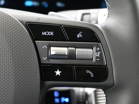 New 2025 Hyundai Ioniq 5 SEL image 27