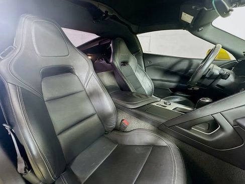 Used 2016 Chevrolet Corvette Stingray Coupe RWD image 27