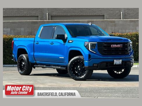 Used 2023 GMC Sierra 1500 Elevation w/ X31 Off-Road Package AWD/4WD image 1