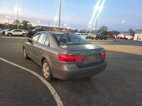 Used 2010 Hyundai Sonata GLS image 5
