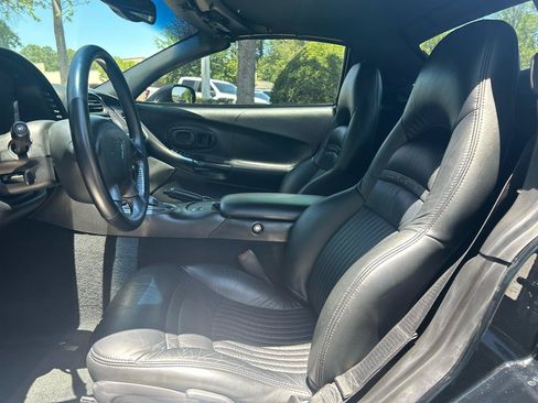 Used 2002 Chevrolet Corvette Convertible w/ Preferred Equipment Group2 RWD image 26