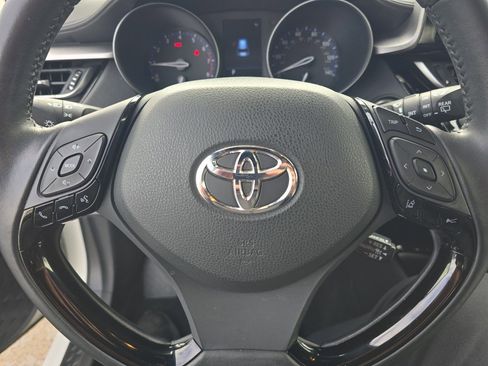 Certified 2021 Toyota C-HR Nightshade image 24