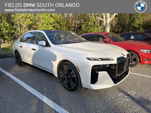 Used 2024 BMW 740i image 1