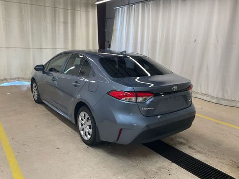 Used 2025 Toyota Corolla LE FWD image 4