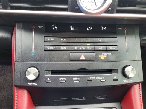 Used 2017 Lexus RC 350 image 19