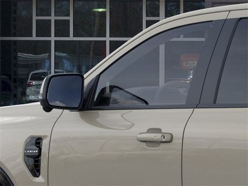 New 2025 Ford Ranger Lariat w/ FX4 Off-Road Package image 20