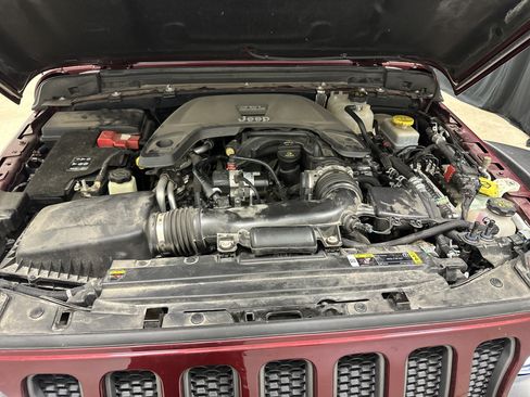 Used 2021 Jeep Wrangler Unlimited Rubicon AWD/4WD image 34