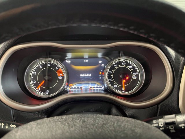 Used 2017 Jeep Cherokee Limited FWD image 26