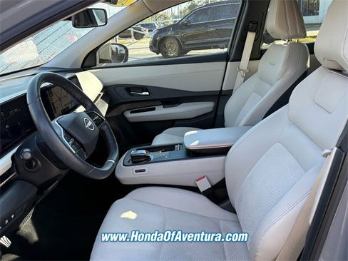 Used 2024 Nissan Ariya FWD image 9