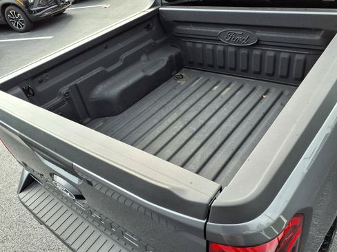 Used 2025 Ford Maverick Lobo AWD/4WD image 24