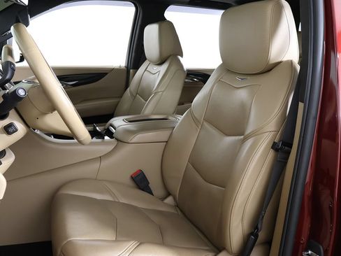 Used 2019 Cadillac Escalade Platinum AWD/4WD image 40