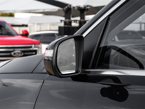 Used 2021 Mercedes-Benz GLE 350 4MATIC w/ 3rd Row Seat Package image 39