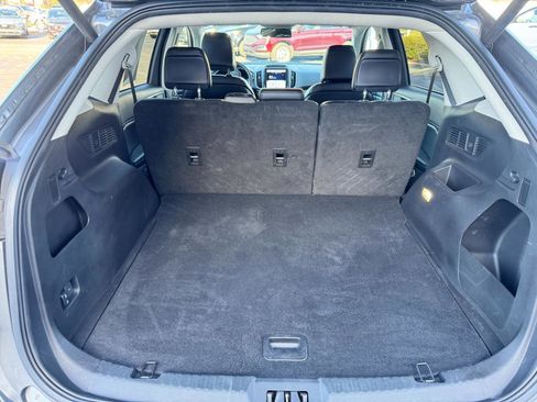 Used 2024 Ford Edge SEL w/ Convenience Package image 16