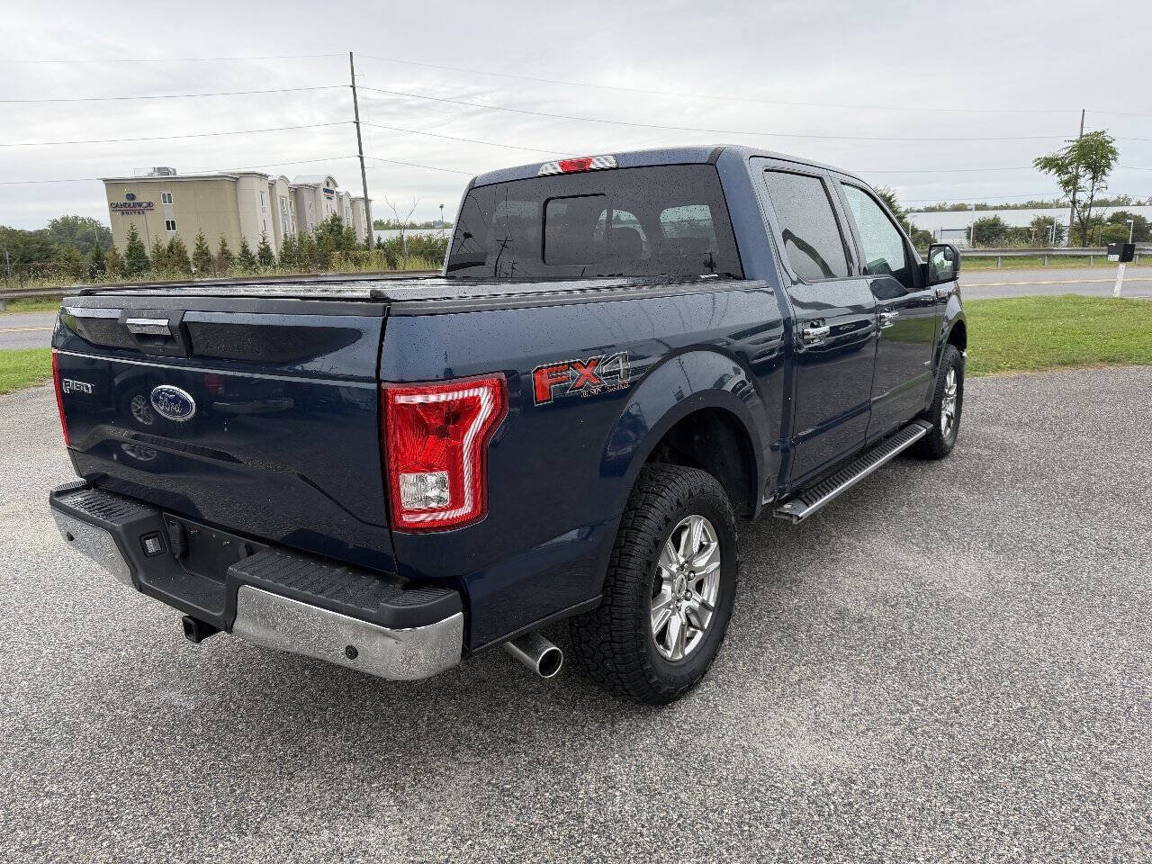 Used 2016 Ford F150 XLT w/ Equipment Group 302A Luxury AWD/4WD image 6