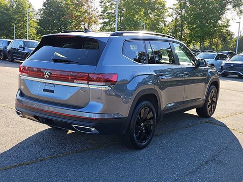 Certified 2024 Volkswagen Atlas SE AWD/4WD image 6