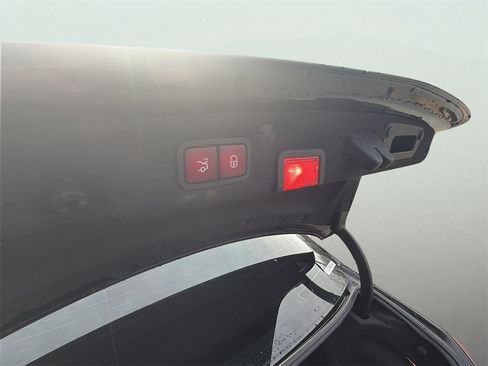 Used 2019 Mercedes-Benz C 300 C 300 image 21