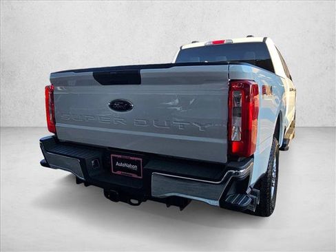 New 2026 Ford F250 XLT w/ FX4 Off-Road Package image 2