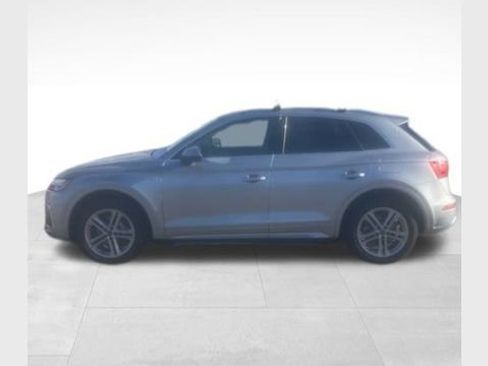 Used 2023 Audi Q5 e Premium Plus image 1