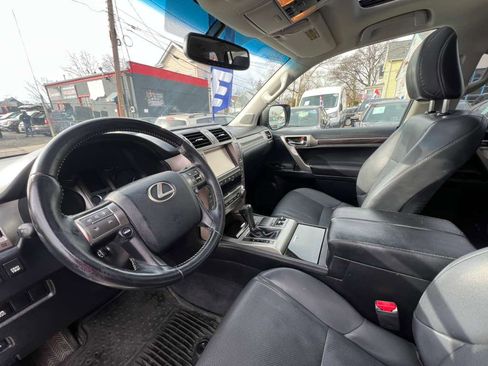 Used 2014 Lexus GX 460 image 25