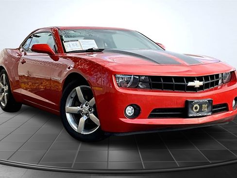 Used 2013 Chevrolet Camaro LT image 3