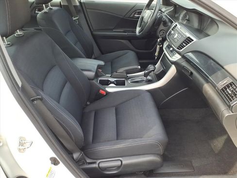 Used 2015 Honda Accord Sport image 17