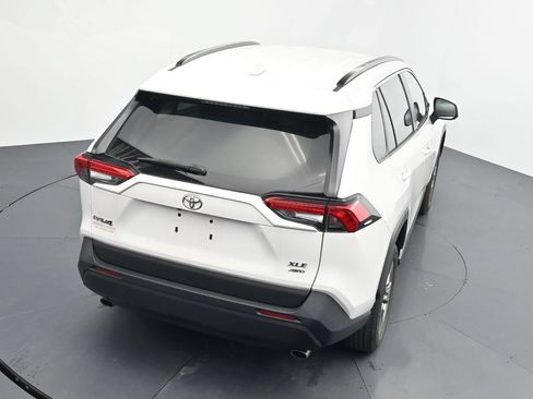 Used 2024 Toyota RAV4 XLE AWD/4WD image 14