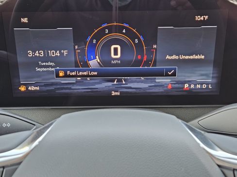 New 2027 Chevrolet Traverse LT FWD image 17